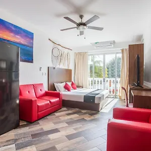 Capital O Ocean View, Отель